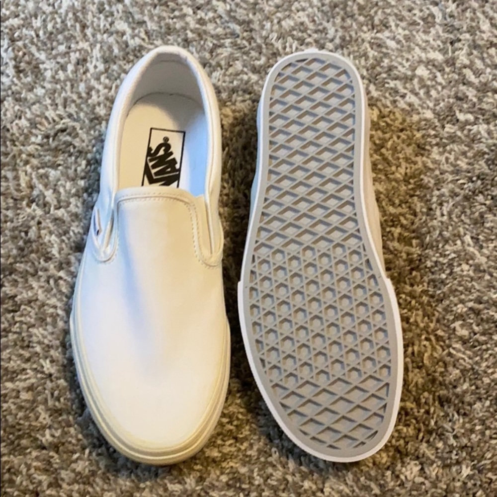 BRAND NEW white canvas slip on Vans